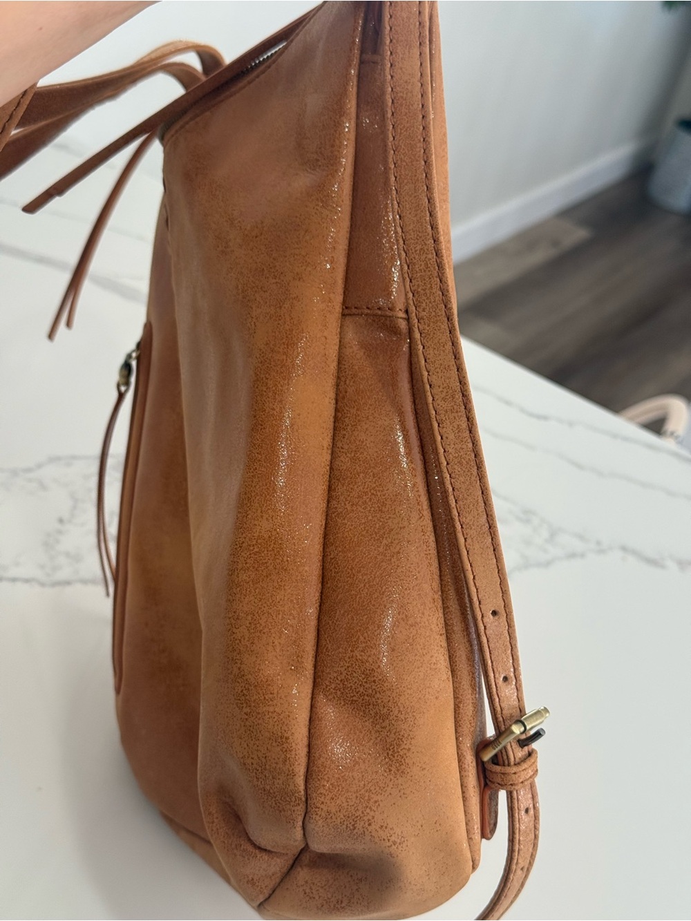 HOBO Merrin Convertible Backpack Whiskey Leather Whipstitch with shimmer - Picture 13 of 16